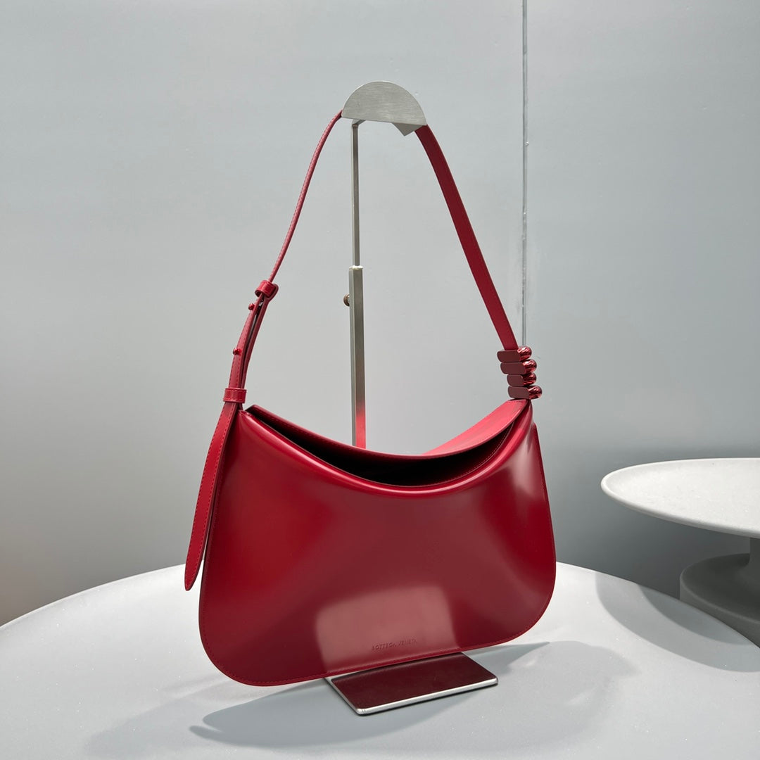 BV Flap Bag Red, For Women, Bags 12.4in/31.5cm