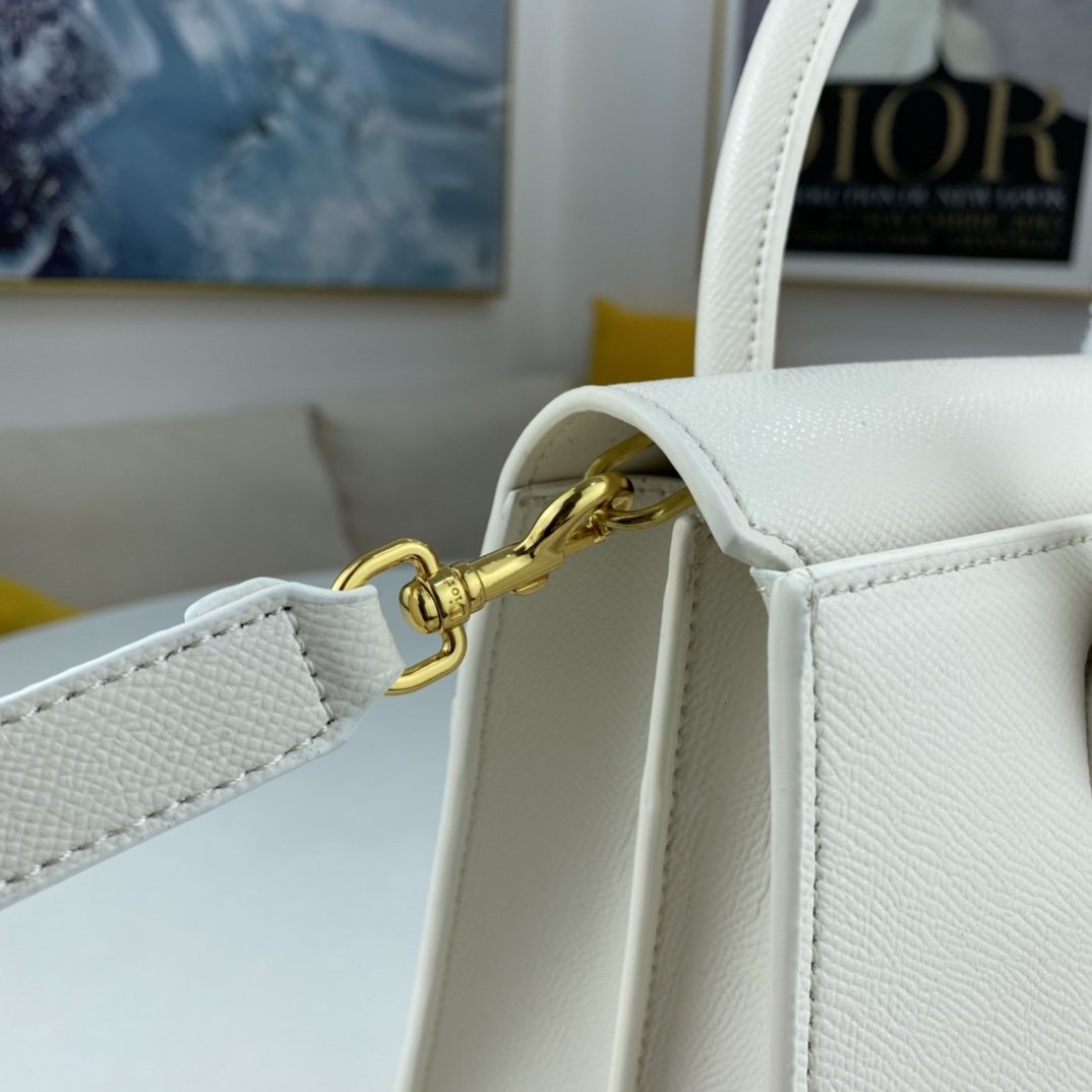 VO - AF Handbags DIR 078