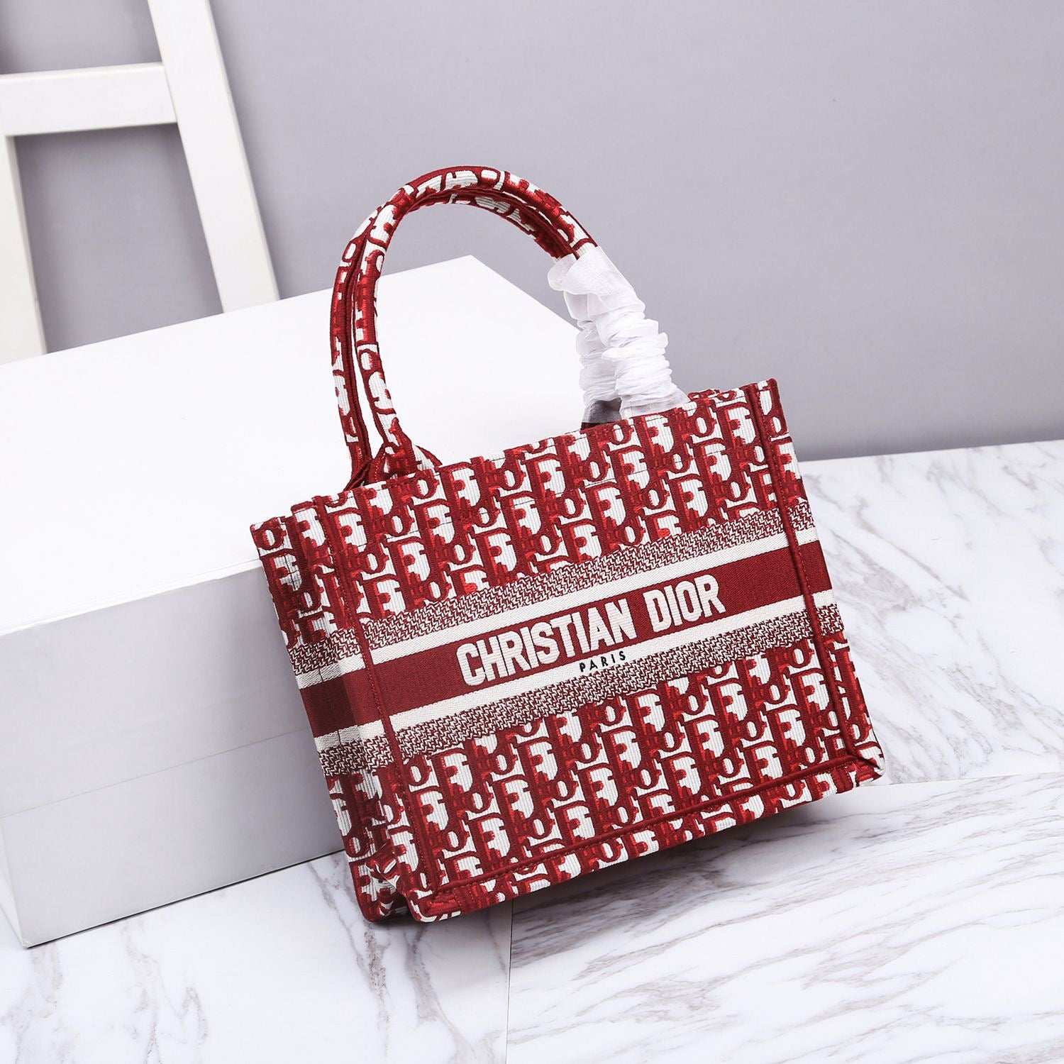 DI Small Book Tote Red, For Women, Women’s Handbags 26.5cm/10.5in CD M1265ZRIW_M17E