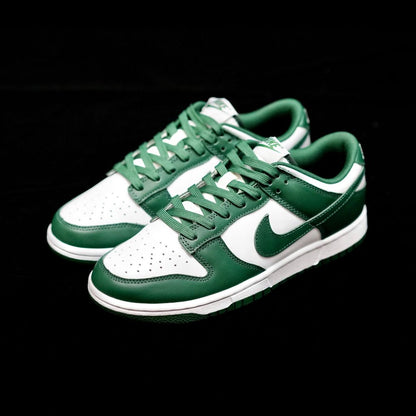 VO -NKE Varsity Green green