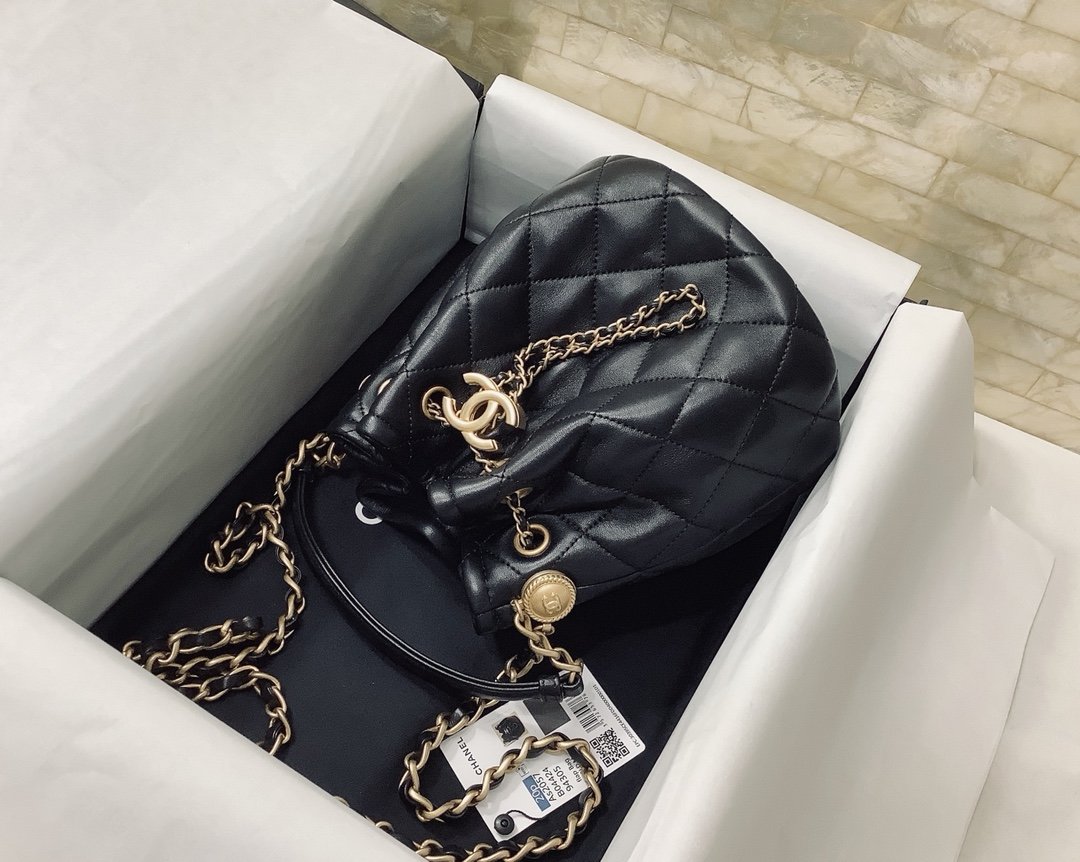 CHL Classic Bucket Bag Gold Toned Hardware Black For Women 7.8in/20cm