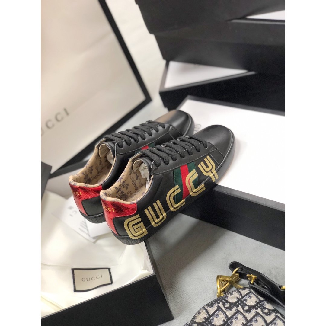 VO - GCI  Ace Mystic logo Sneaker 098