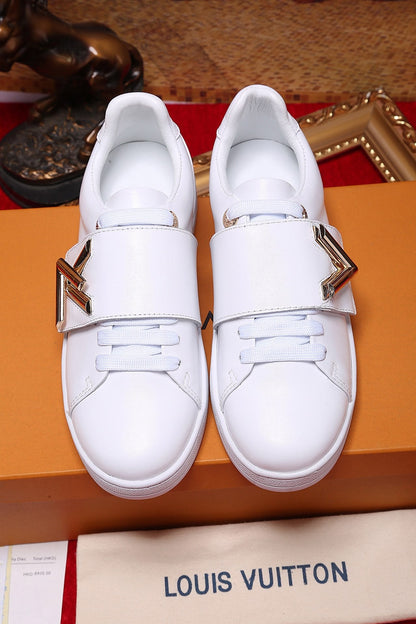 VO - LUV Font Row White Sneaker