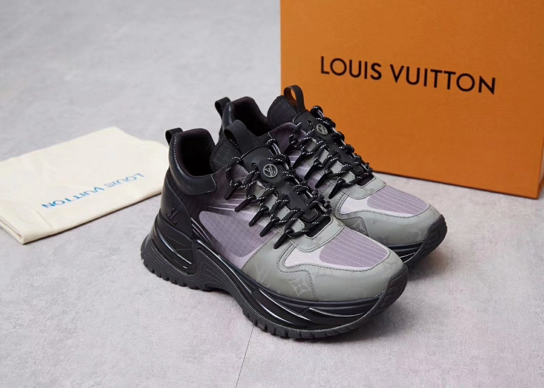 VO - LUV Run Away Purple Black Sneaker