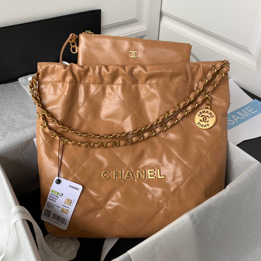 CHL 22 Handbag Gold Hardware Shiny Camel For Women, Women&#8217;s Handbags, Shoulder Bags 16.5in/38cm AS3261 B08037 NB356