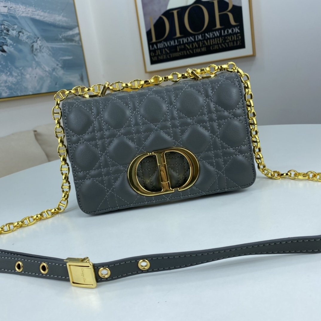 VO - AF Handbags DIR 071