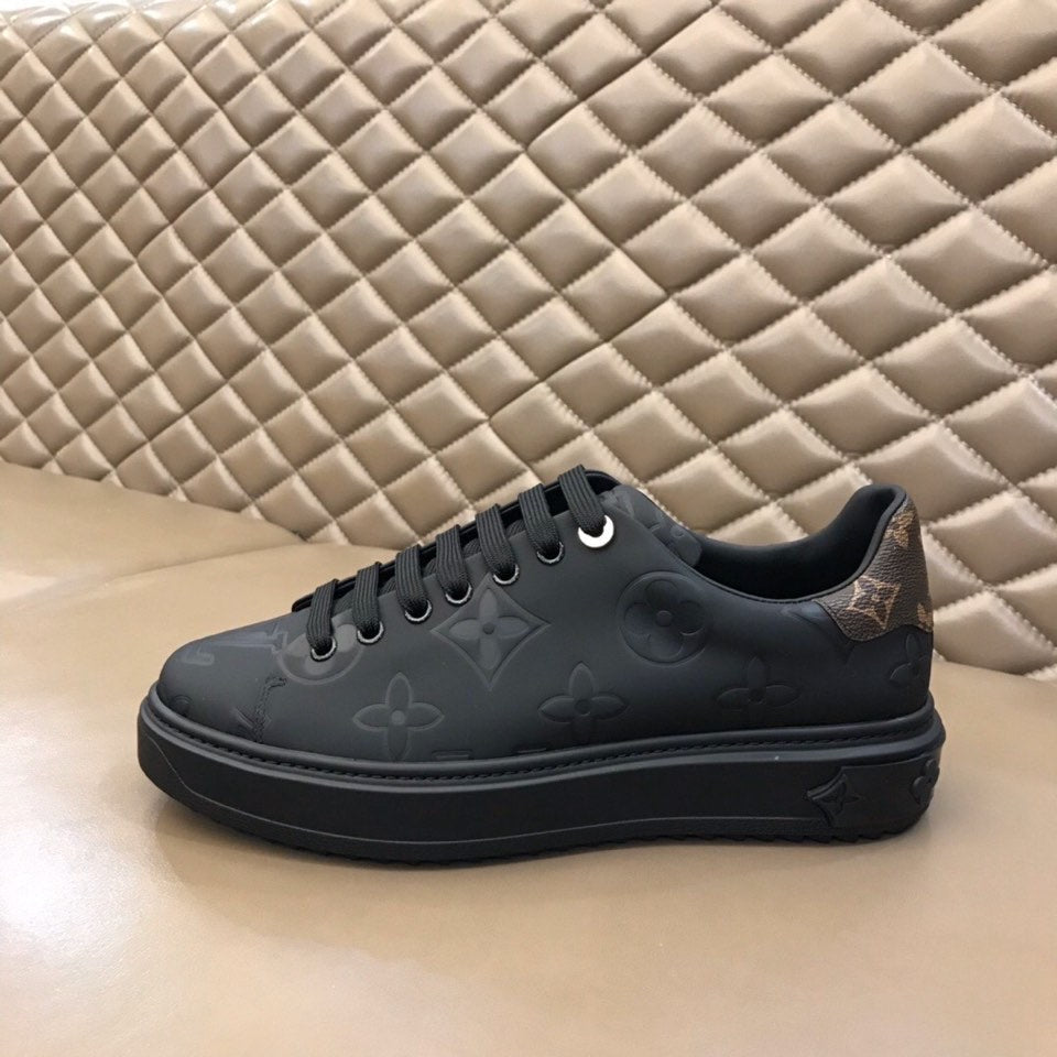 VO - LUV Casual Slip Black Sneaker