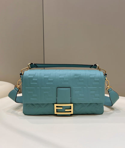 FI Baguette Medium Mint Green Bag For Woman 27cm/10.5in 8BR600A72VF1IV6