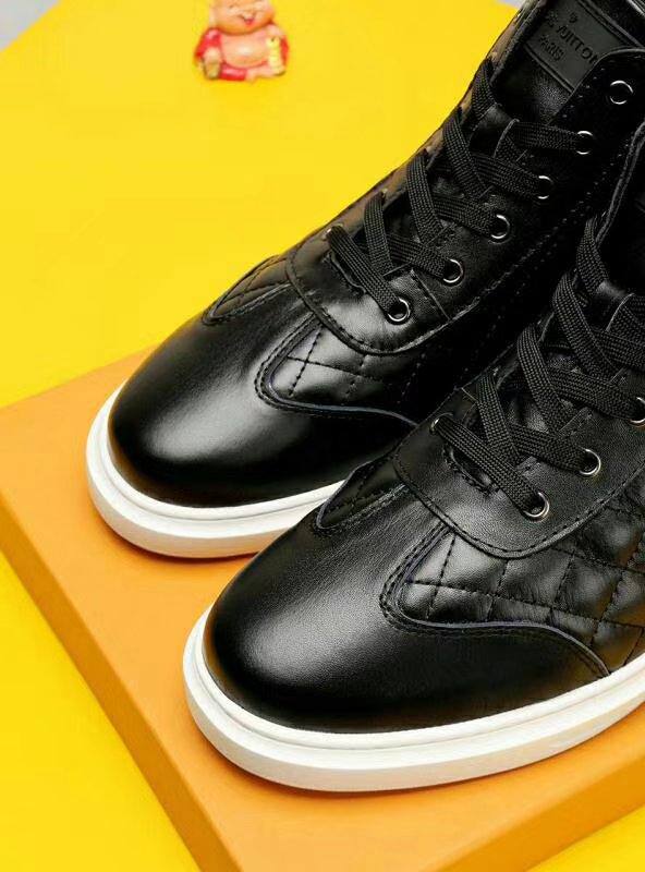 VO - LUV HIgh Top Metal Black Sneaker