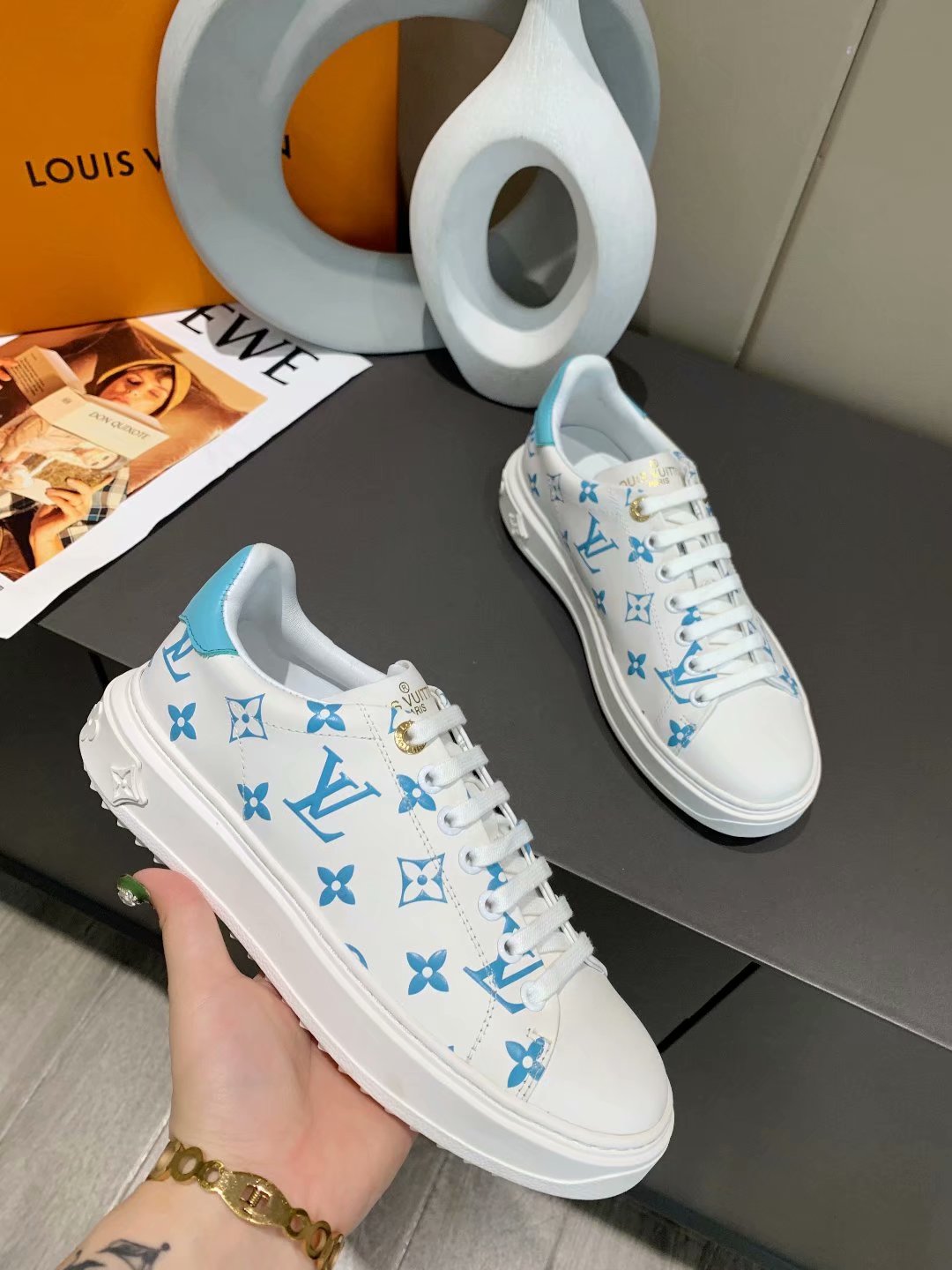 VO - LUV Casual Low Blue White Sneaker