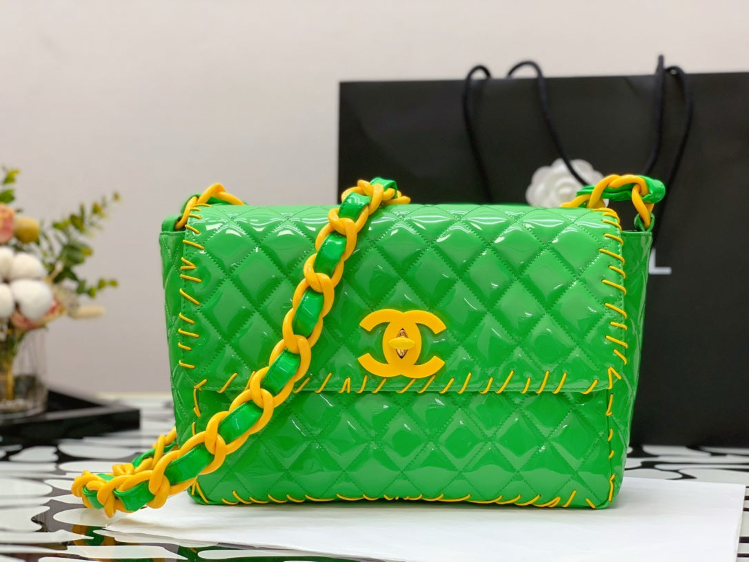 ChanelVinyl Classic Green and Yellow Shoulder bag For Women 29cm/11.5in