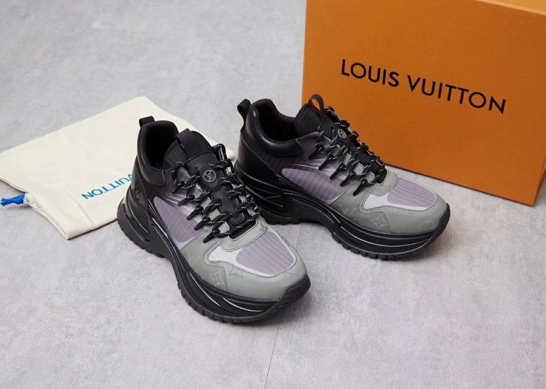 VO - LUV Run Away Purple Black Sneaker