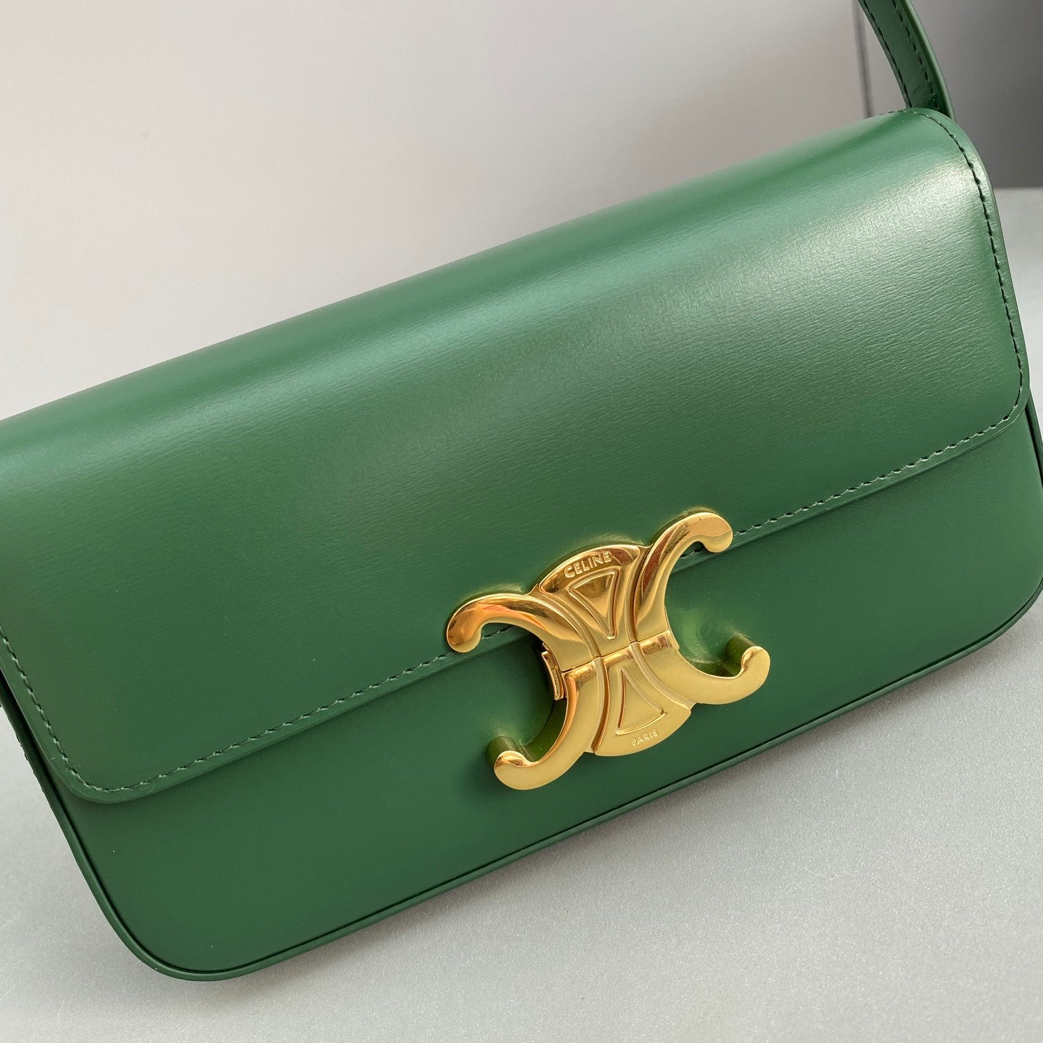 CE Triomphe Shoulder Bag Green For Women 8in/20cm 