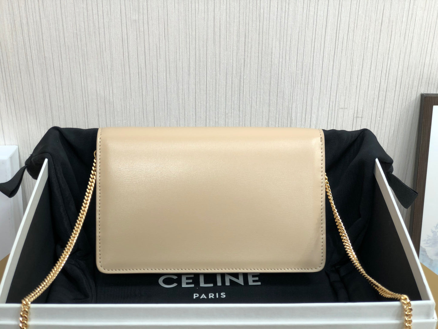 CE Wallet On Chain Triomphe Beige For Women 7in/19cm 