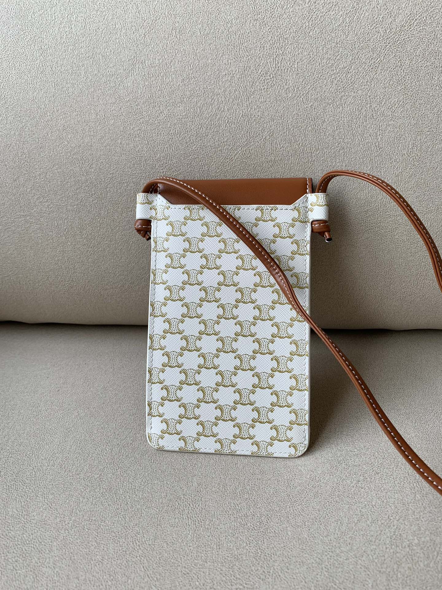 CE Phone Pouch With Flap In Triomphe Canvas And Lambskin White/Tan For Women 7in/18cm 10G332CQD.01TA