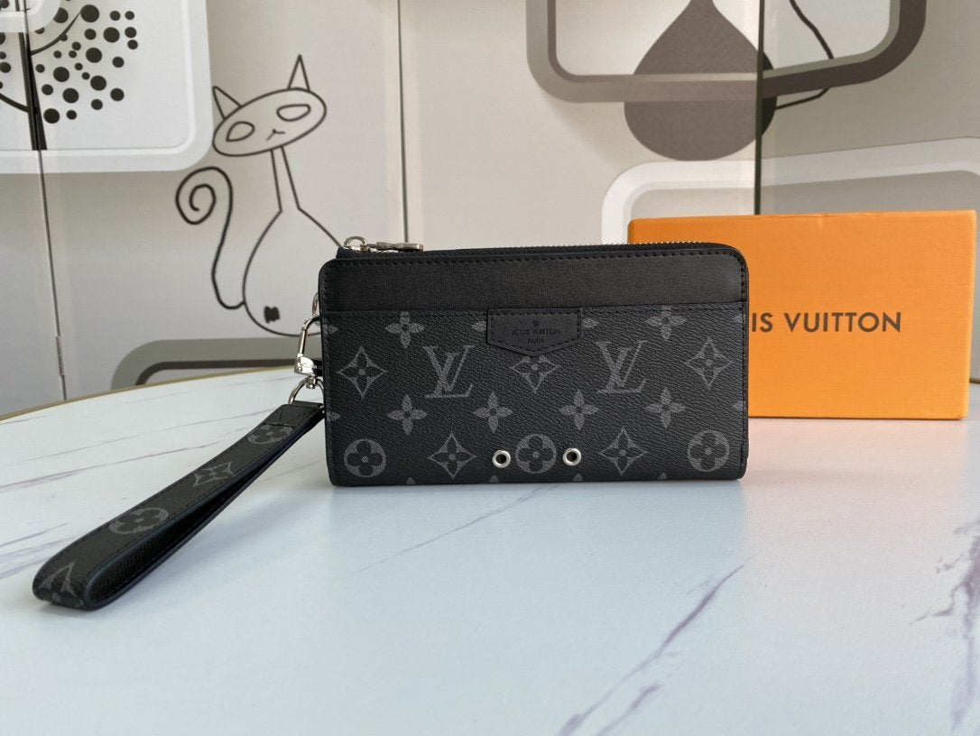 VO - AF Wallets LUV 084