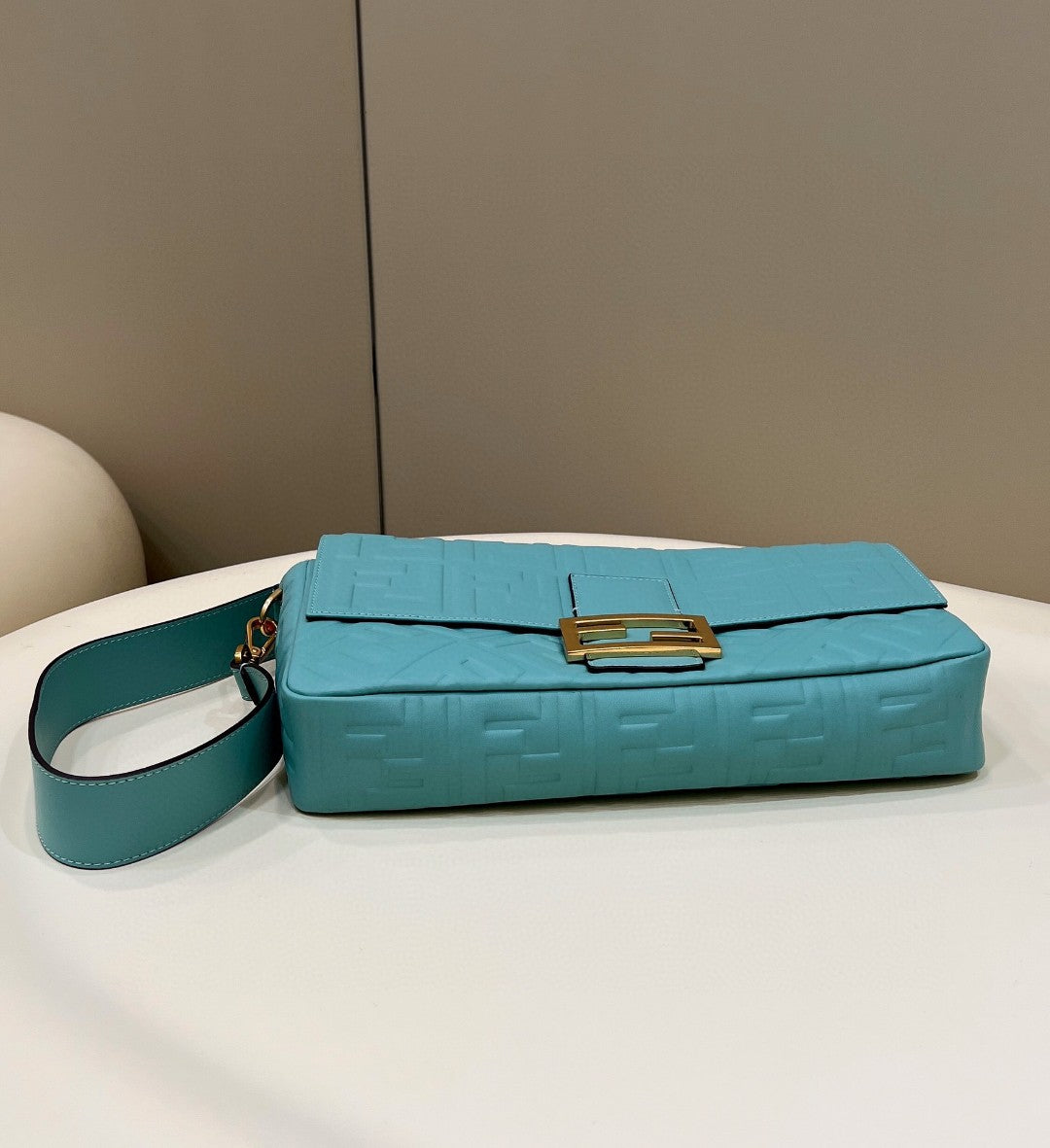 FI Baguette Medium Mint Green Bag For Woman 27cm/10.5in 8BR600A72VF1IV6