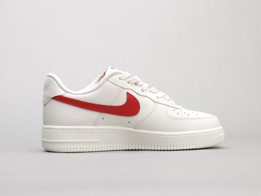 VO - AF1 retro white red low top