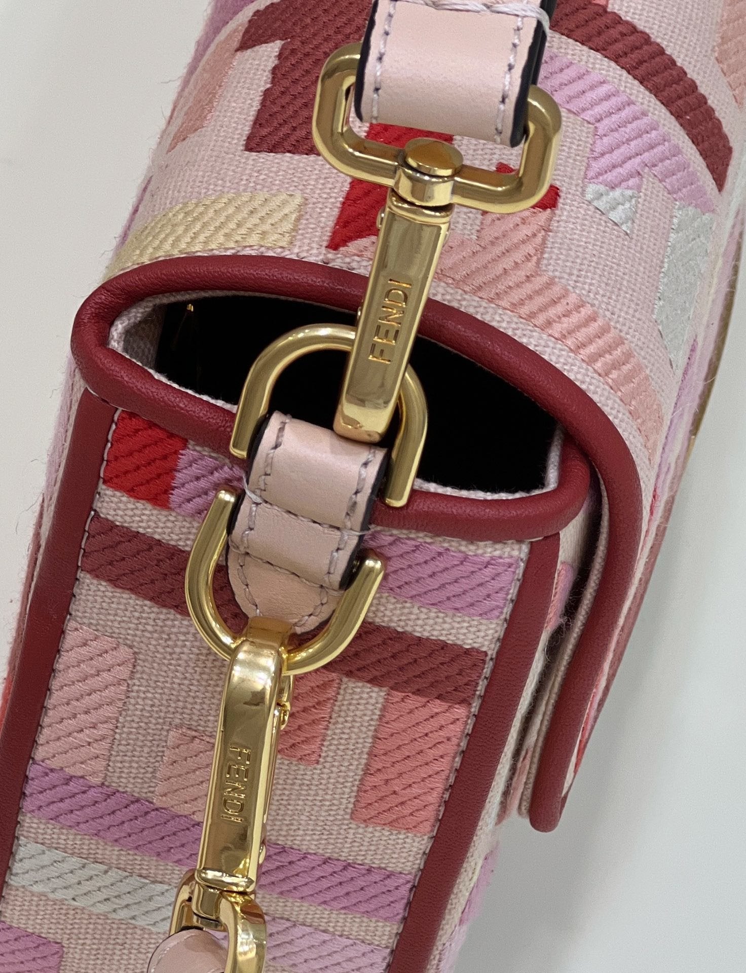 FI Baguette Bag From Lunar New Year Limited Capsule Collection Multicolor For Women, Women&#8217;s Handbags, Shoulder And Crossbody Bags 10.6in/27cm FF 8BR600