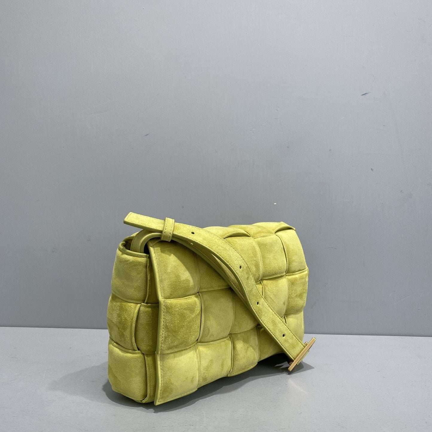 BV Padded Cassette Yellow, For Women, Women’s Bags 10.2in/26cm