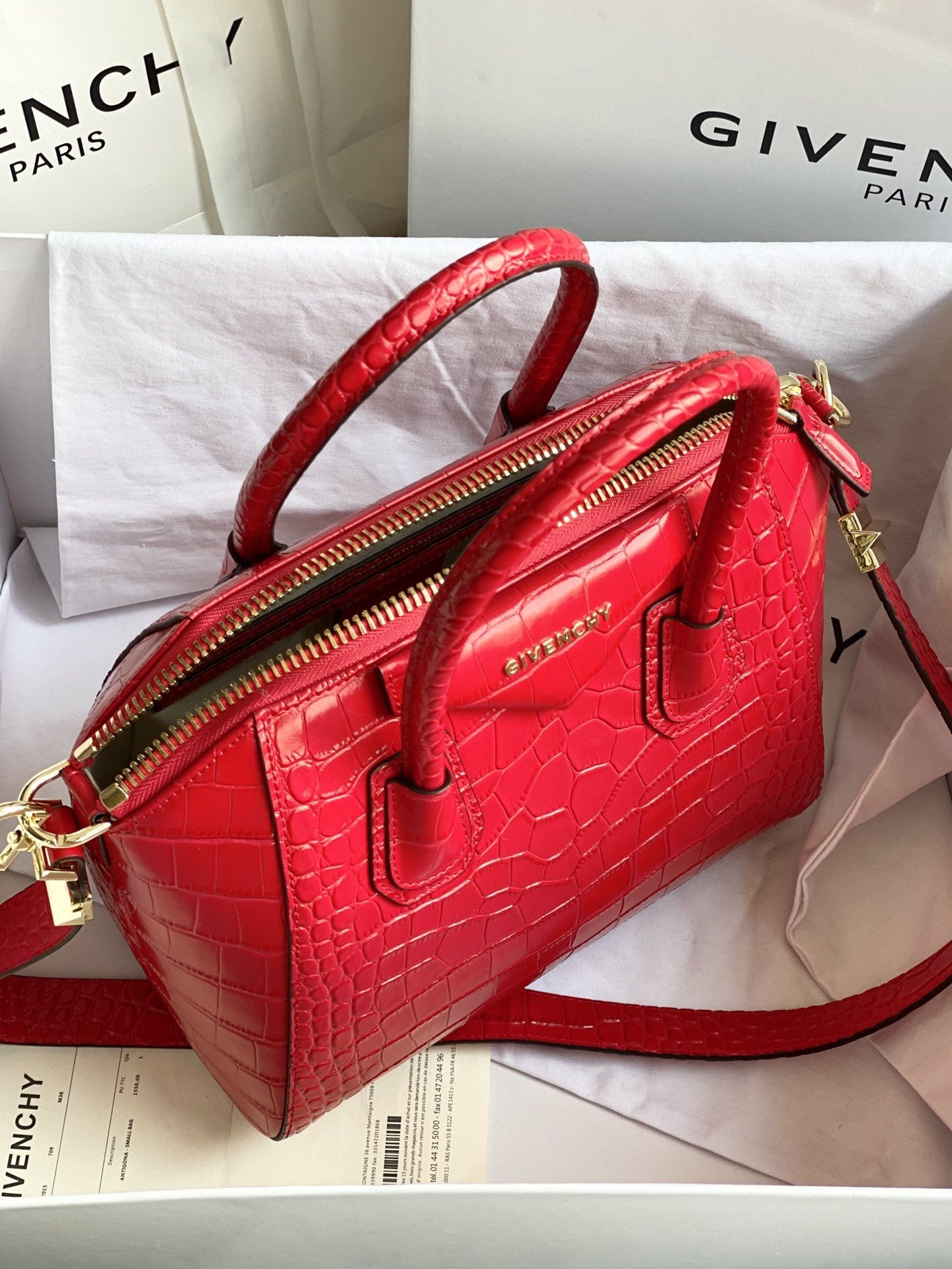 gv Antigona Bag Red For Women, Handbags, Shoulder Bags 11in/28cm GVC