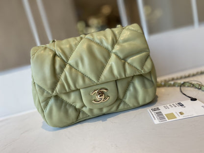 ChanelSmall Flap Bag Gold Hardware Green For Women, Women&#8217;s Handbags, Shoulder Bags 7.5in/19cm AS2232