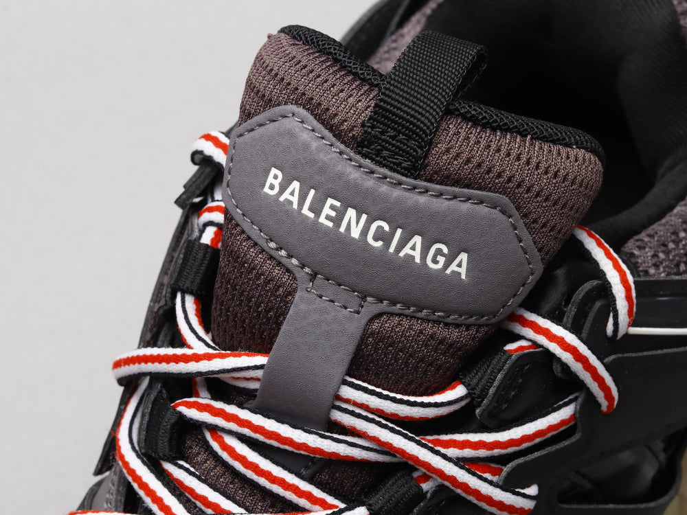 VO - Bla Track Black Red Sneaker