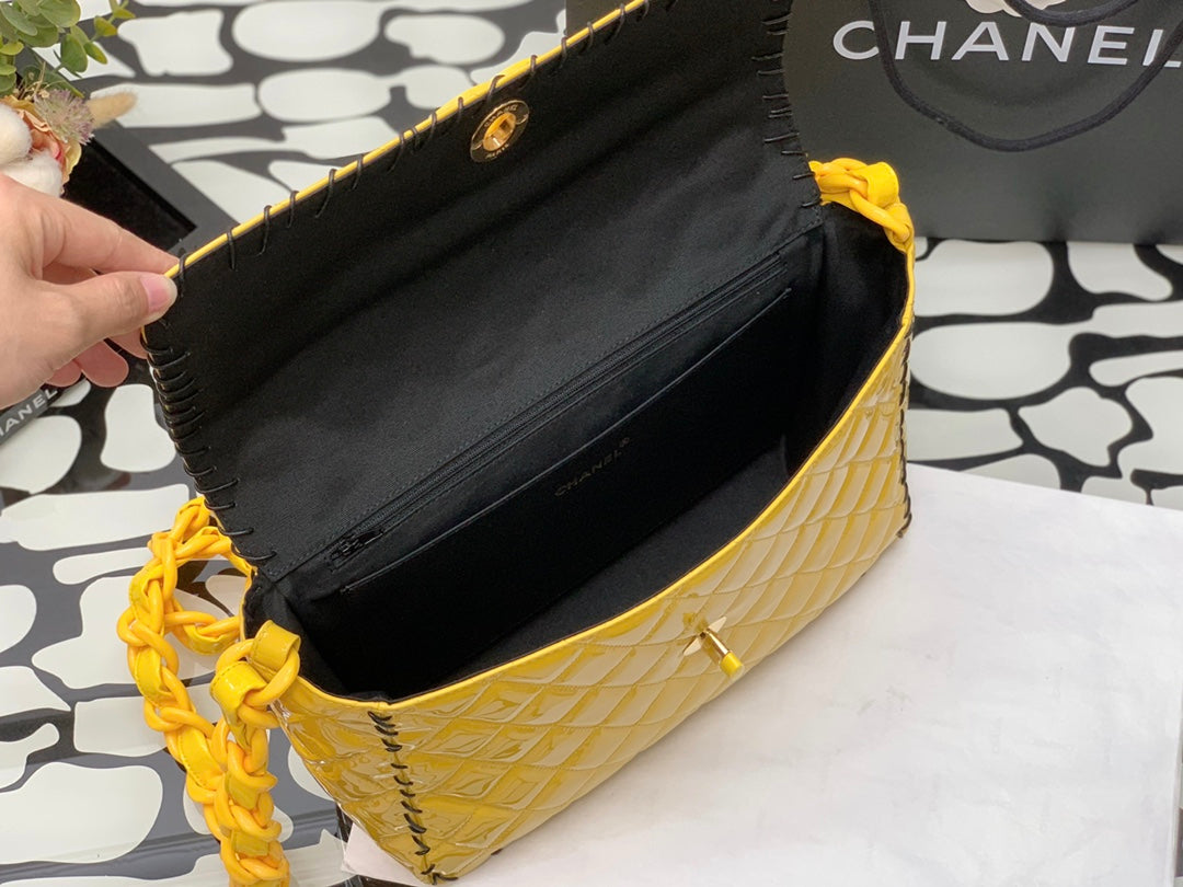 ChanelVinyl Classic Yellow Shoulder bag For Women 29cm/11.5in