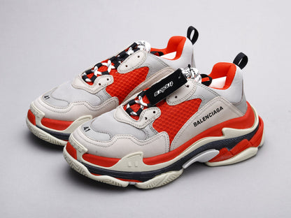 VO - Bla Triple S Gray and Red Sneaker