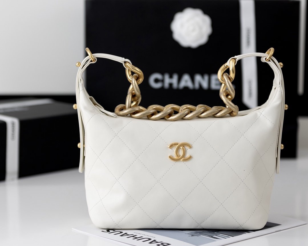 ChanelMedium Hobo Bag White For Women 11in/28cm