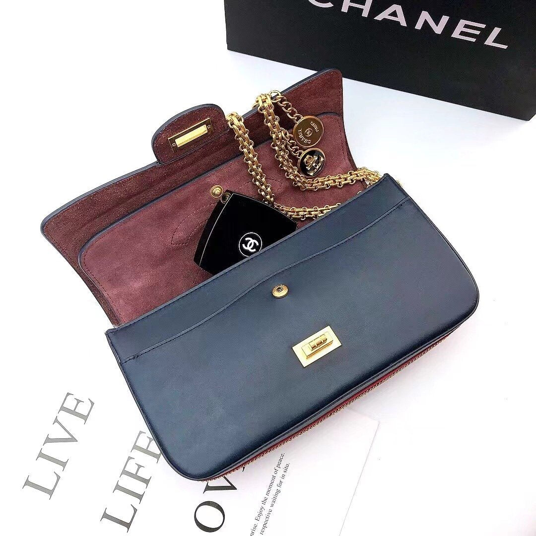 ChanelMaroon Medallion Nude Reissue 2.55 Classic 225 Flap Navy Blue Bag For Women 24cm/9.4in