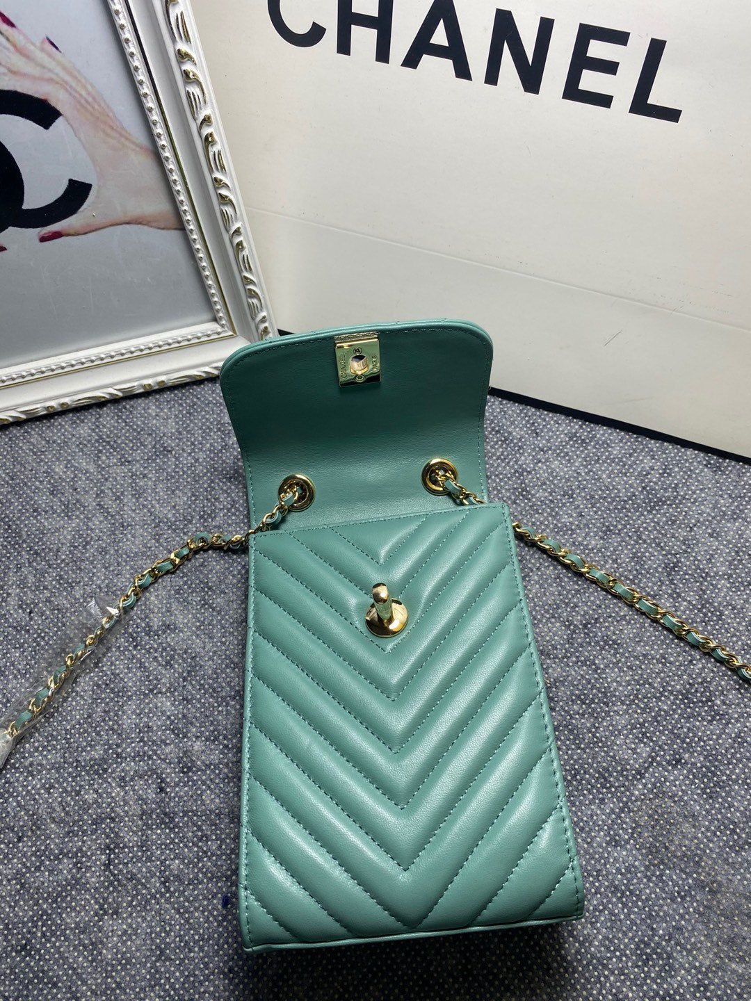 CHL Chevron Trendy CHL Phone Mint Bag For Women 18cm/7in