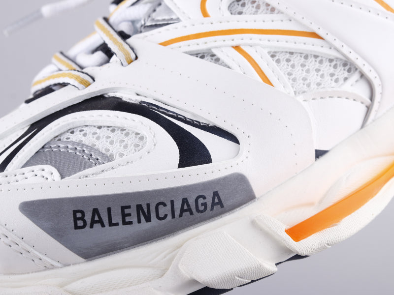 VO - Bla Track Three Generations Sneaker