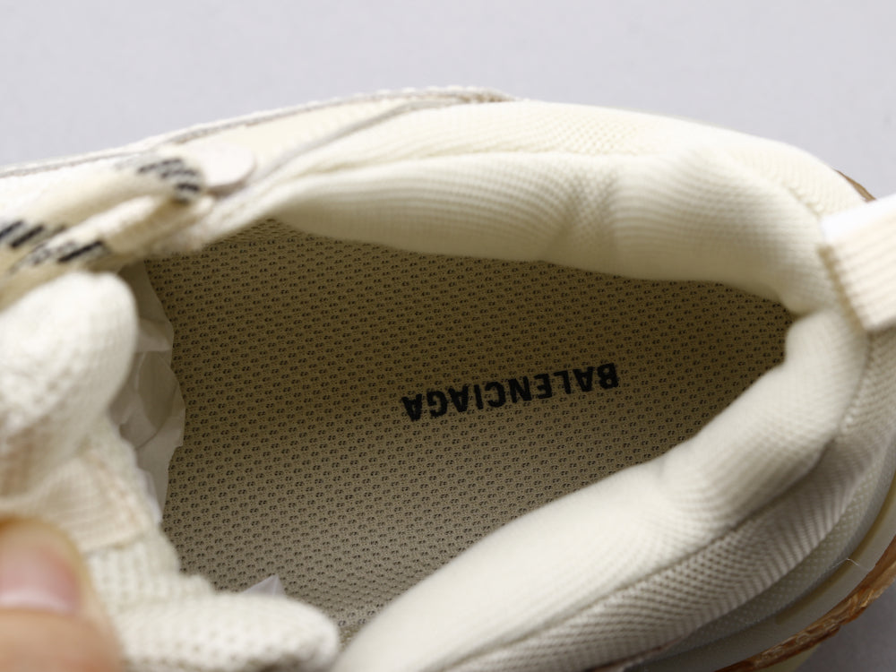VO - Bla 19SS Air Cushion White Sneaker