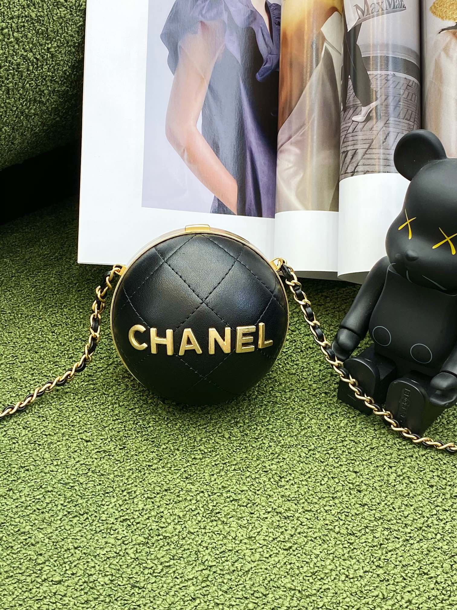 CHL Ball Bag Black and Gold Chain Bag For Women 23.5cm/9.25in