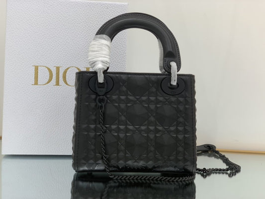 DI Mini Lady Bag Black Cannage with Beaded Motif, Black, For Women Women’s Handbags, Crossbody Bags, 18cm CD M0505SNEA_M900