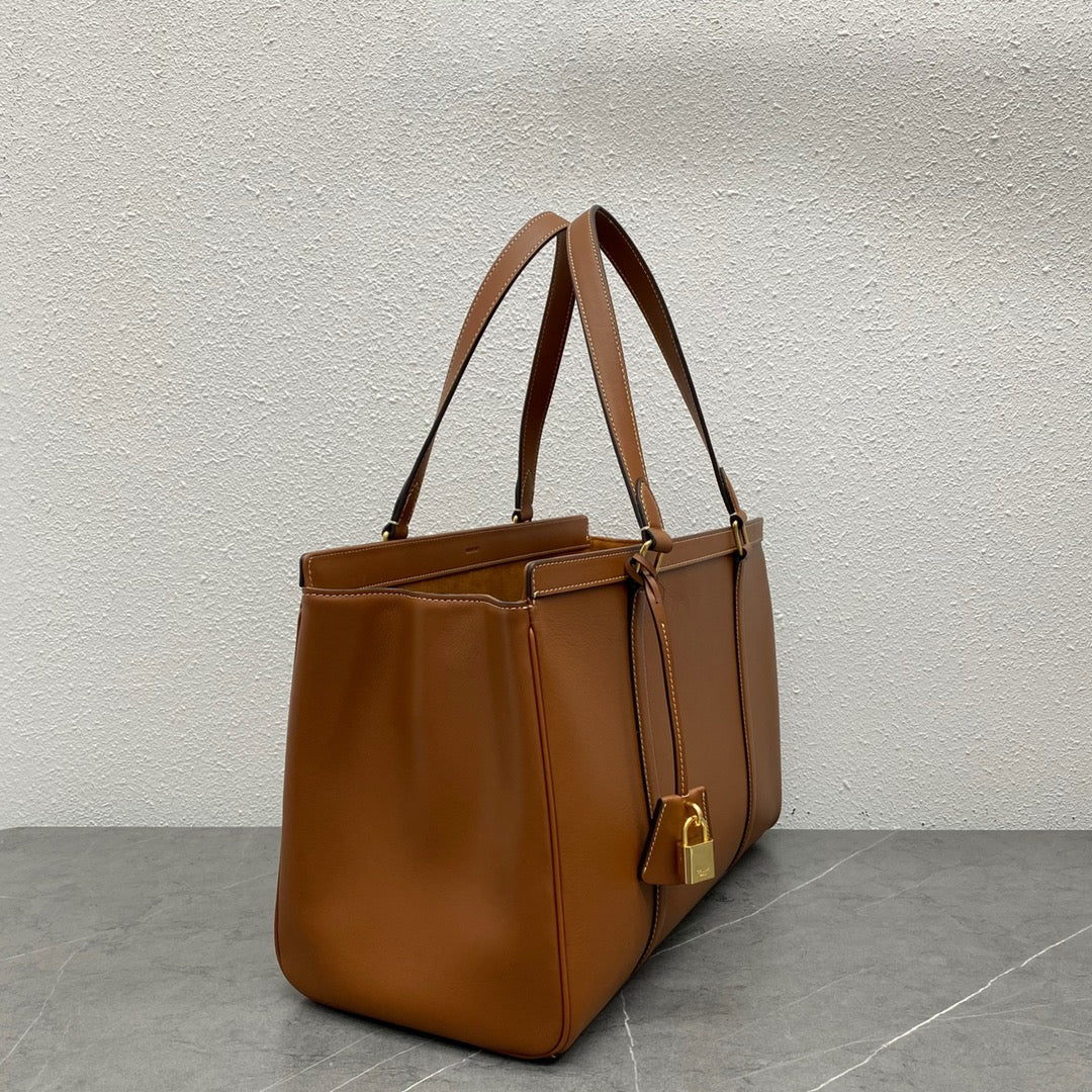 CE Medium Cabas 16 Brown For Women 16in/40cm 197333DUF.04LU