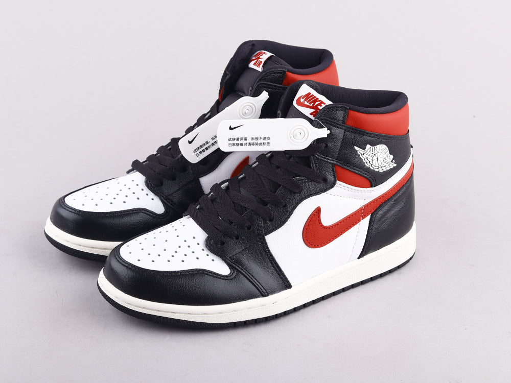 VO - AJ1 Red Hook Black Toe