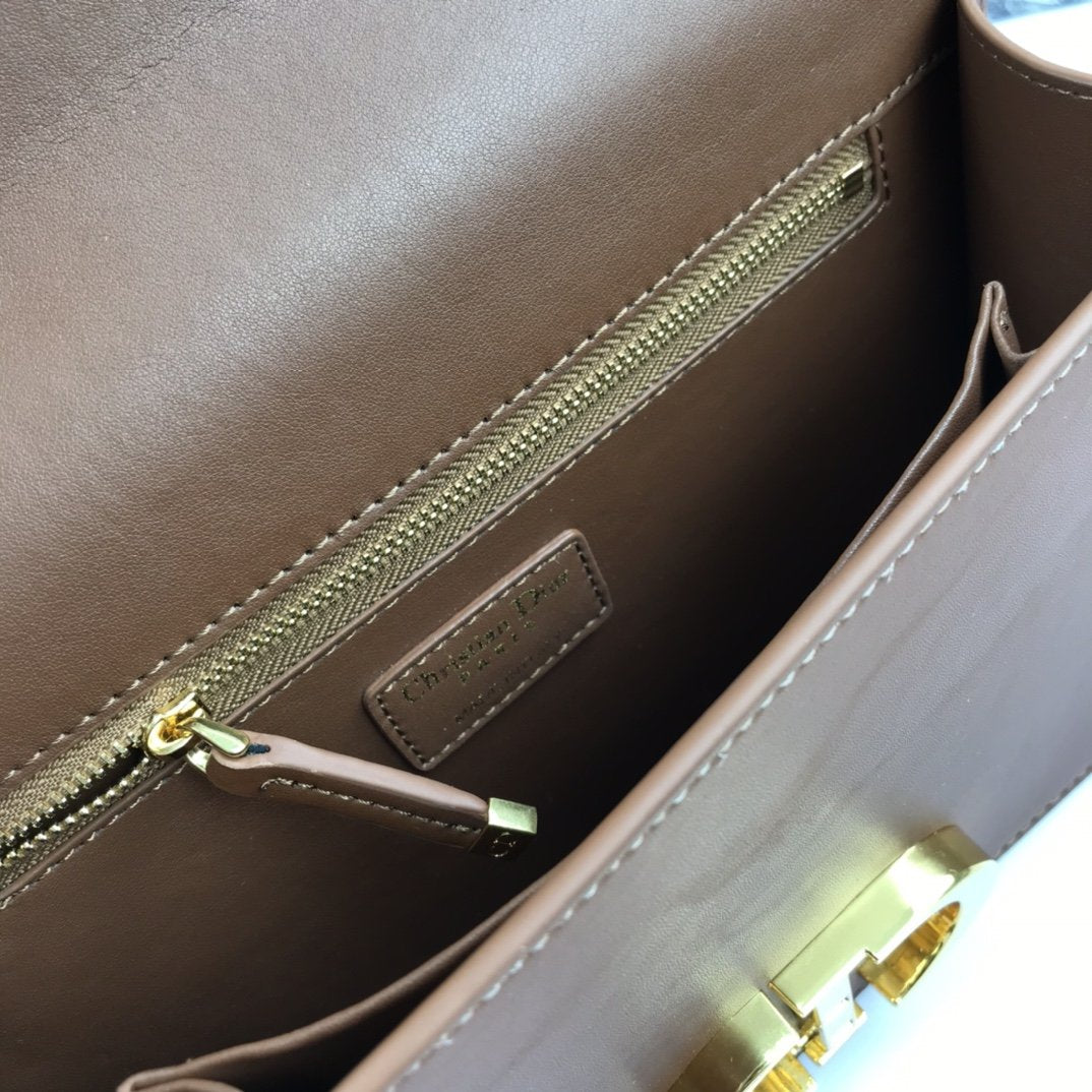 VO - AF Handbags DIR 087