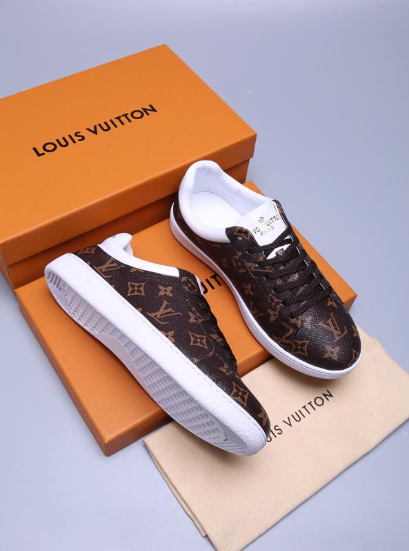 VO - LUV Casual Brown Sneaker