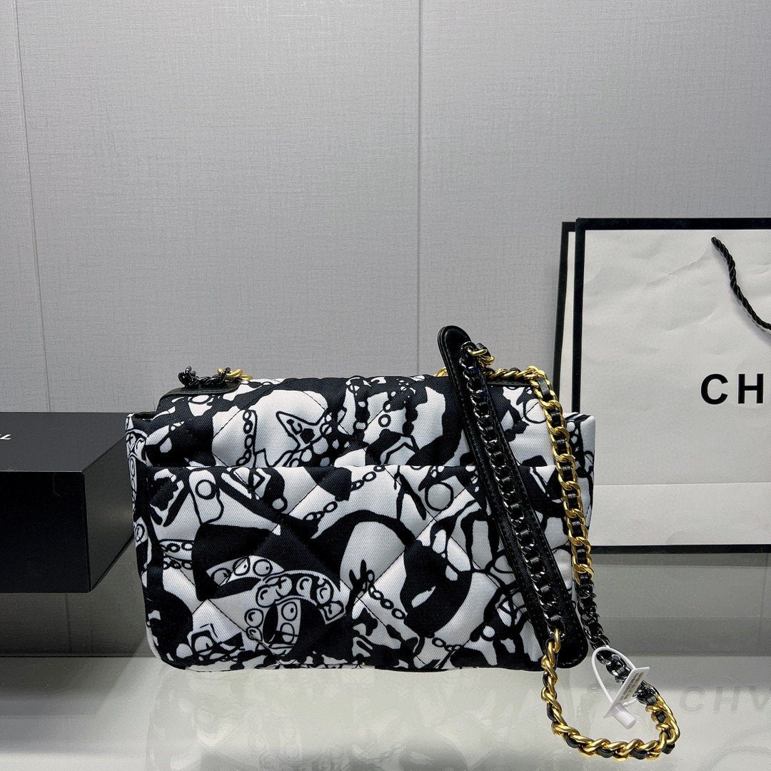 CHL 19 HandBag Printed Canvas Black And White For Women 11.8in/30cm