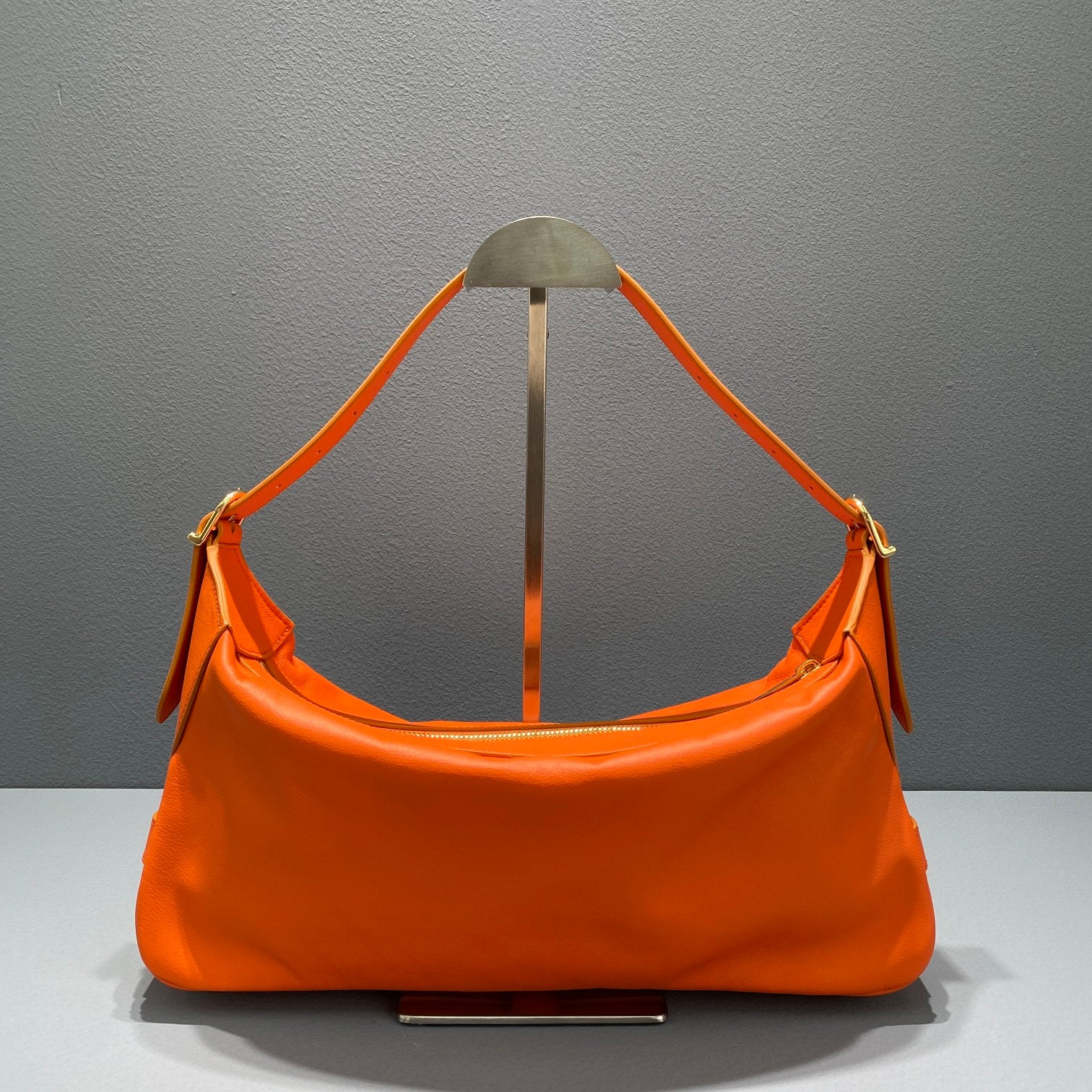 CE Medium Romy In Supple Orange For Women 13in/34cm 