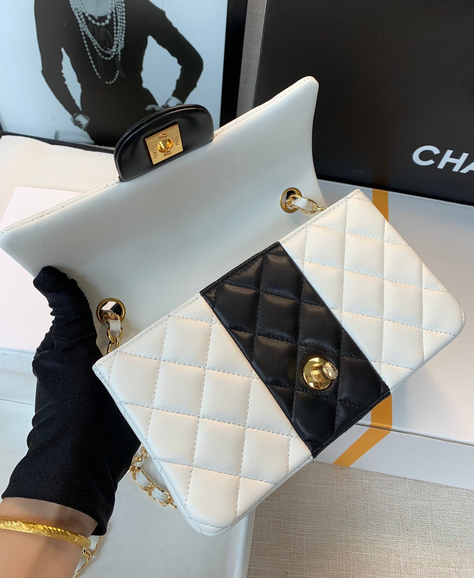 ChanelMini Flap Bag White For Women 7.8in/20cm