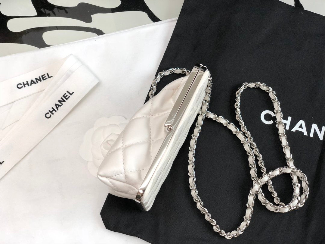 Chanel Cruise Clutch Crossbaby White Bag For Women 13cm/5in