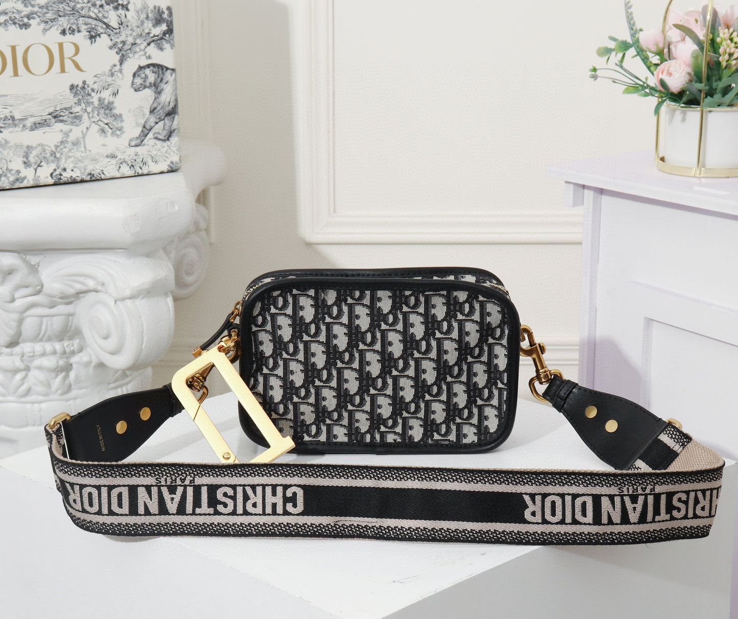 VO - AF Handbags DIR 125