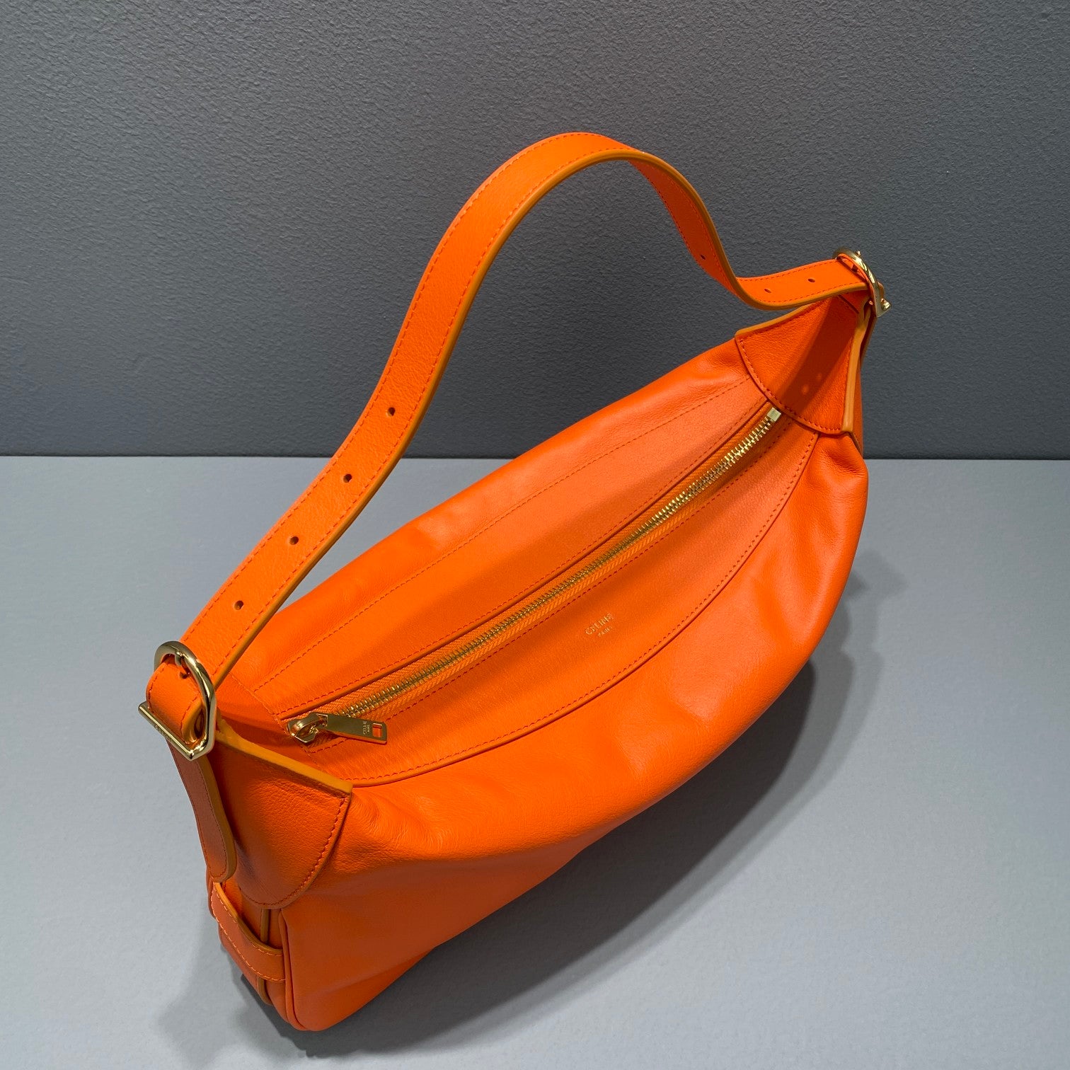 CE Medium Romy In Supple Orange For Women 13in/34cm 