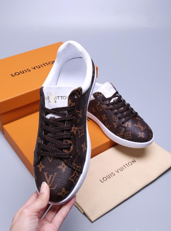 VO - LUV Casual Brown Sneaker