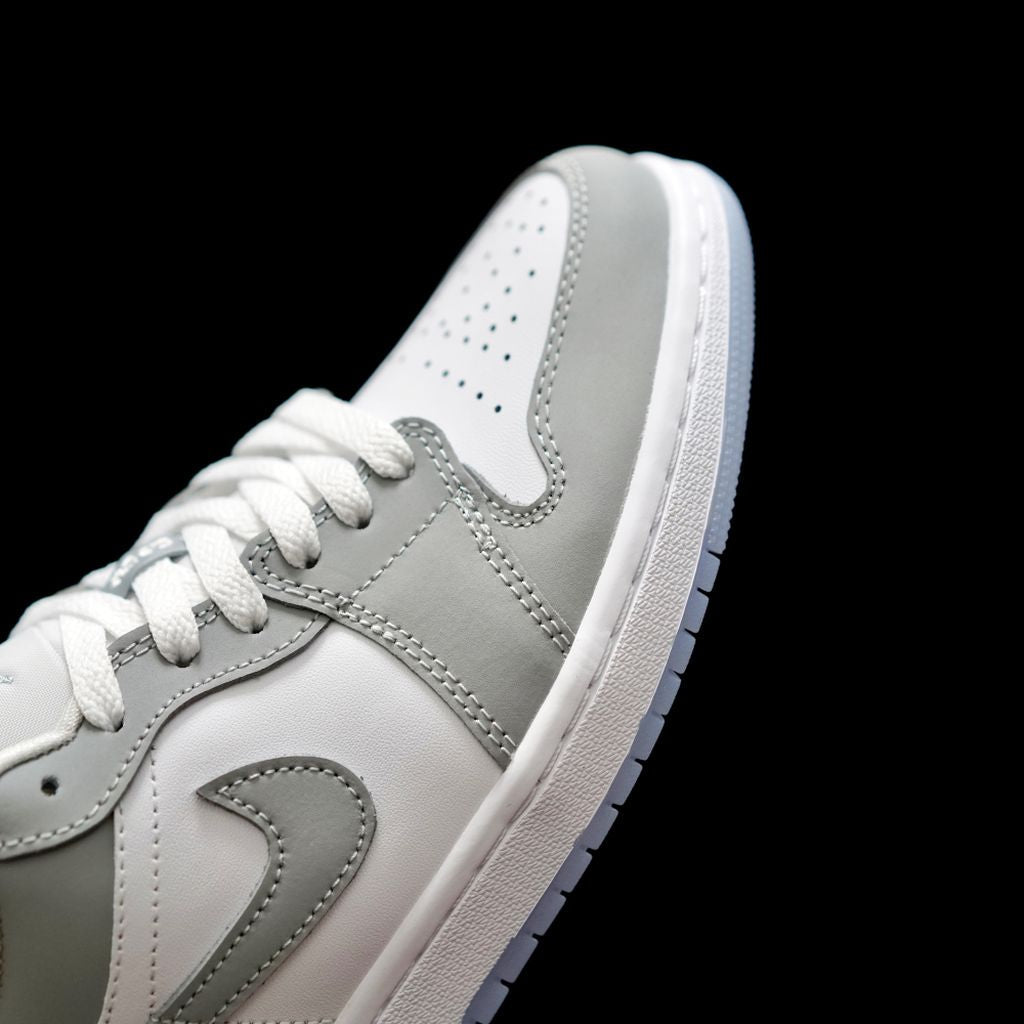 VO - AJ1 low Wolf Grey off-white DIR