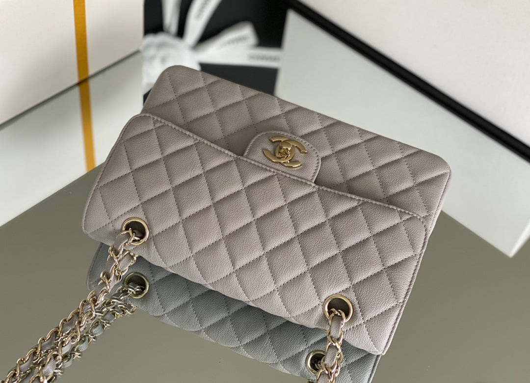 Chanel Classic Handbag 26cm Grey For Women A01112