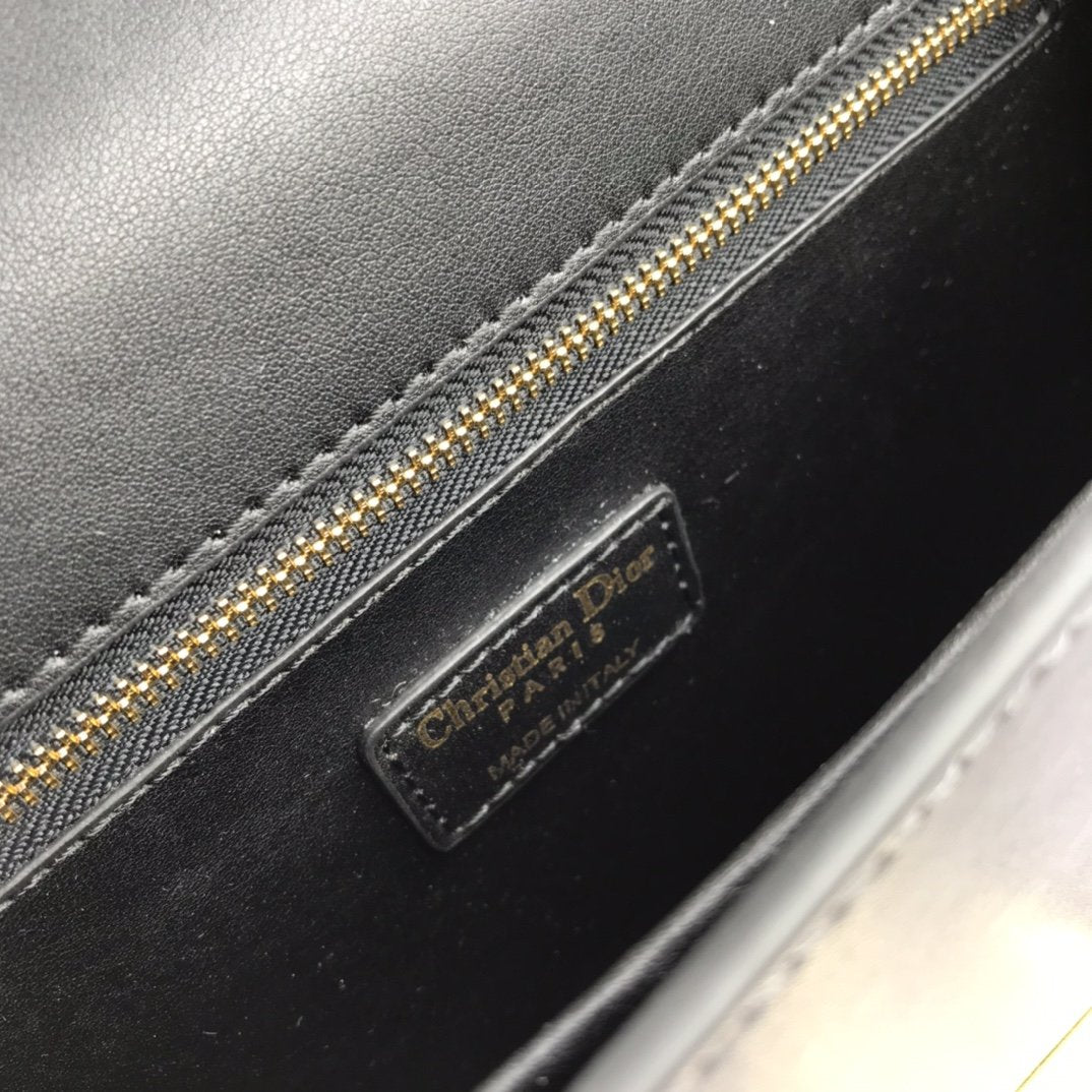 VO - AF Handbags DIR 089